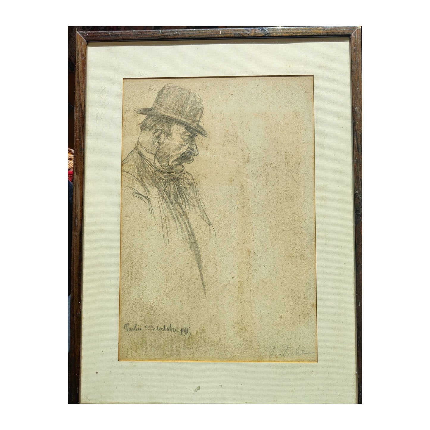 Image traitée - Portrait au crayon signature non reconnue