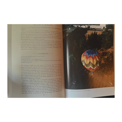 SIGNED / DÉDICACÉ - The Glory of Champagne (1989) First Edition - Don Hewitson - Very Good Condition