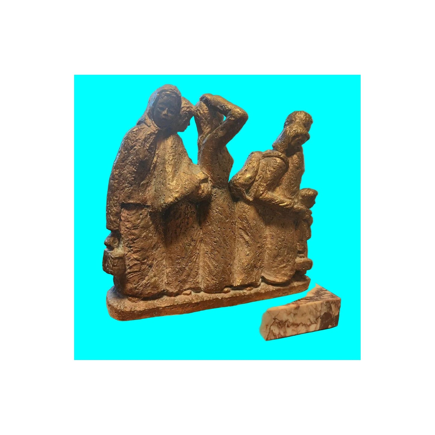 Image traitée - EXODUS important bronze à patine dorée