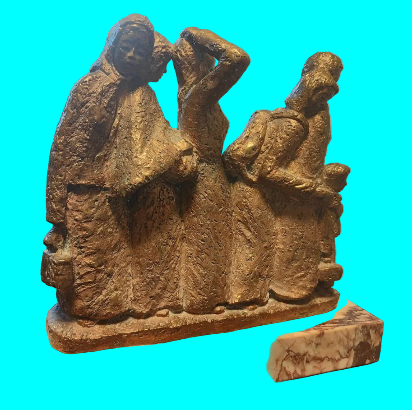 Image traitée - EXODUS important bronze à patine dorée