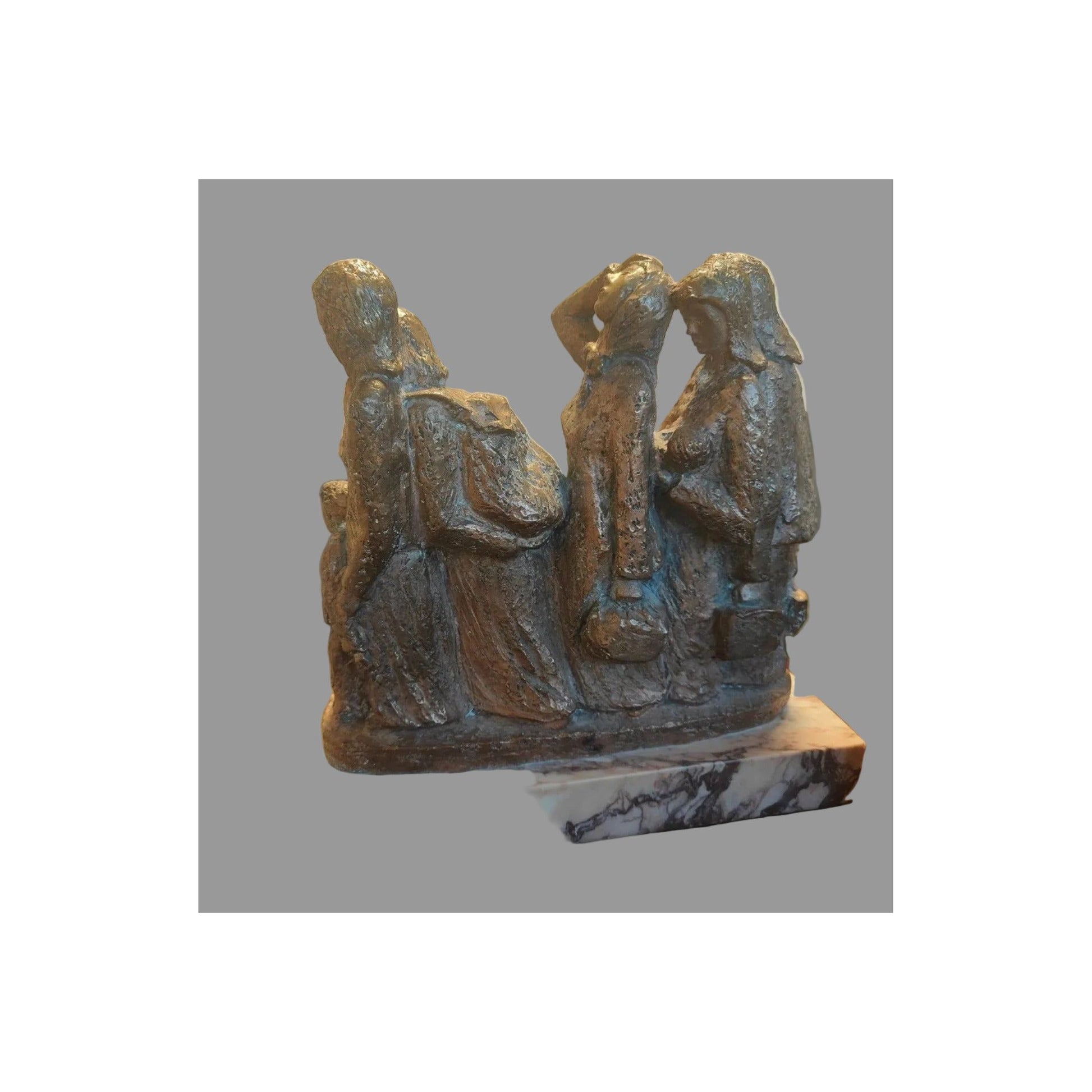 Image traitée - EXODUS important bronze à patine dorée