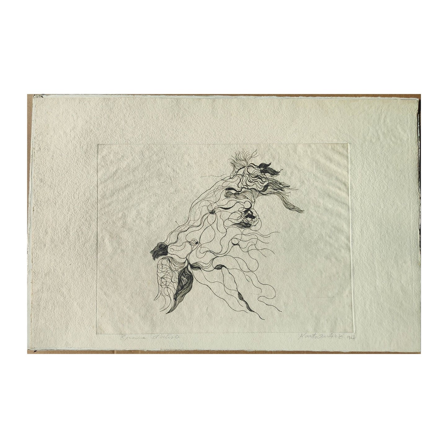 Image traitée - femme debout penchée- Serge Kantorowitz