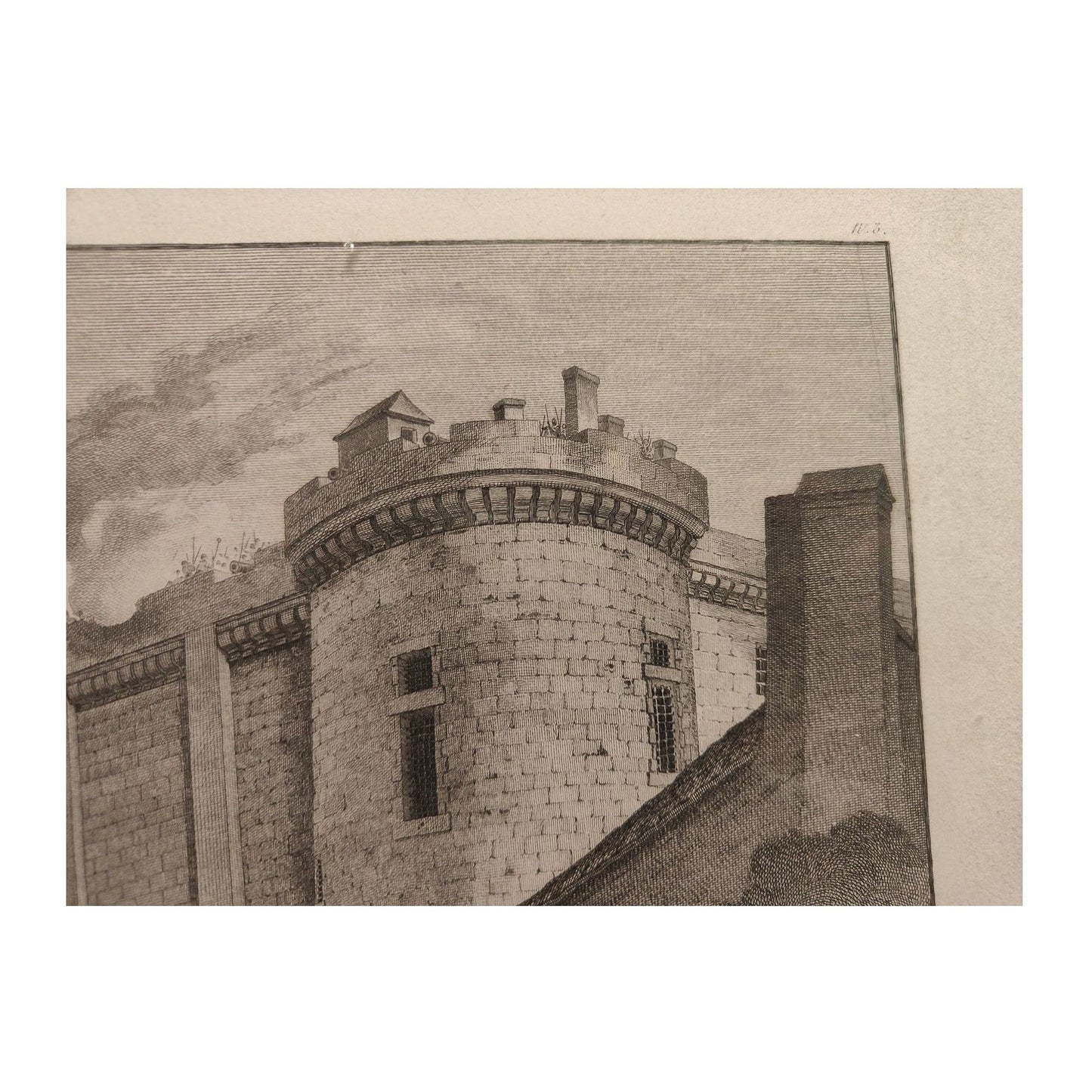 Grande gravure ancienne de la Prise de la Bastille, impression C. Chardon XIXe siècle, estampe historique française grand format encadrée sous verre.