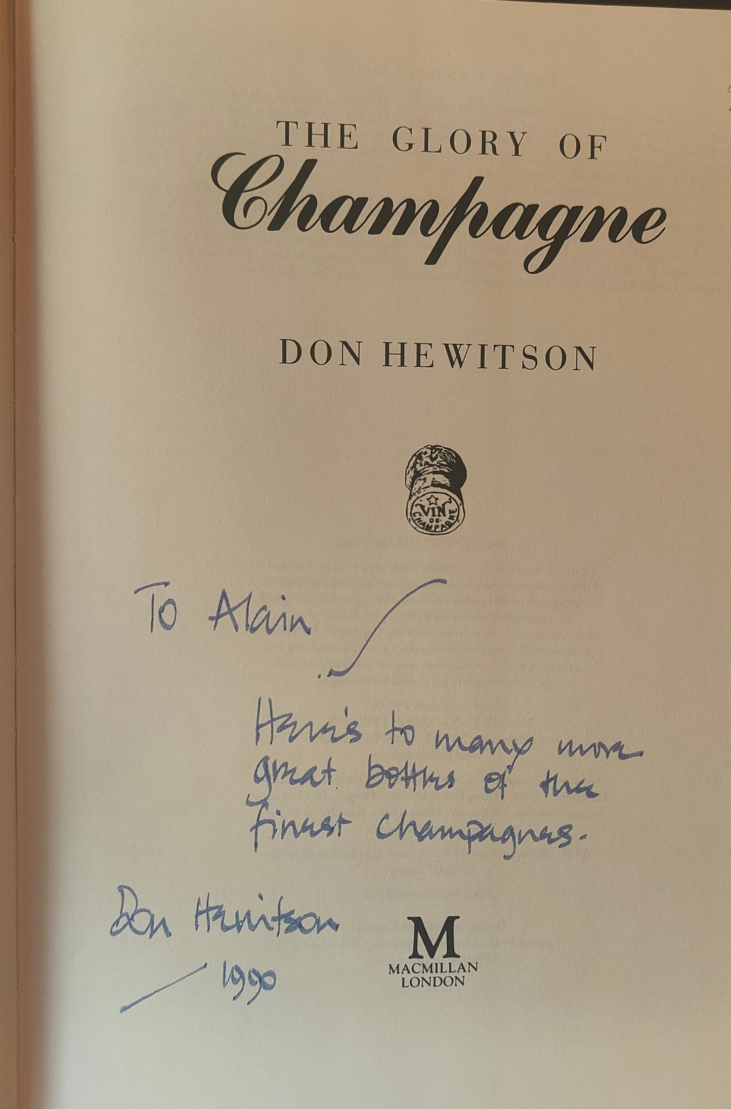 SIGNED / DÉDICACÉ - The Glory of Champagne (1989) First Edition - Don Hewitson - Very Good Condition